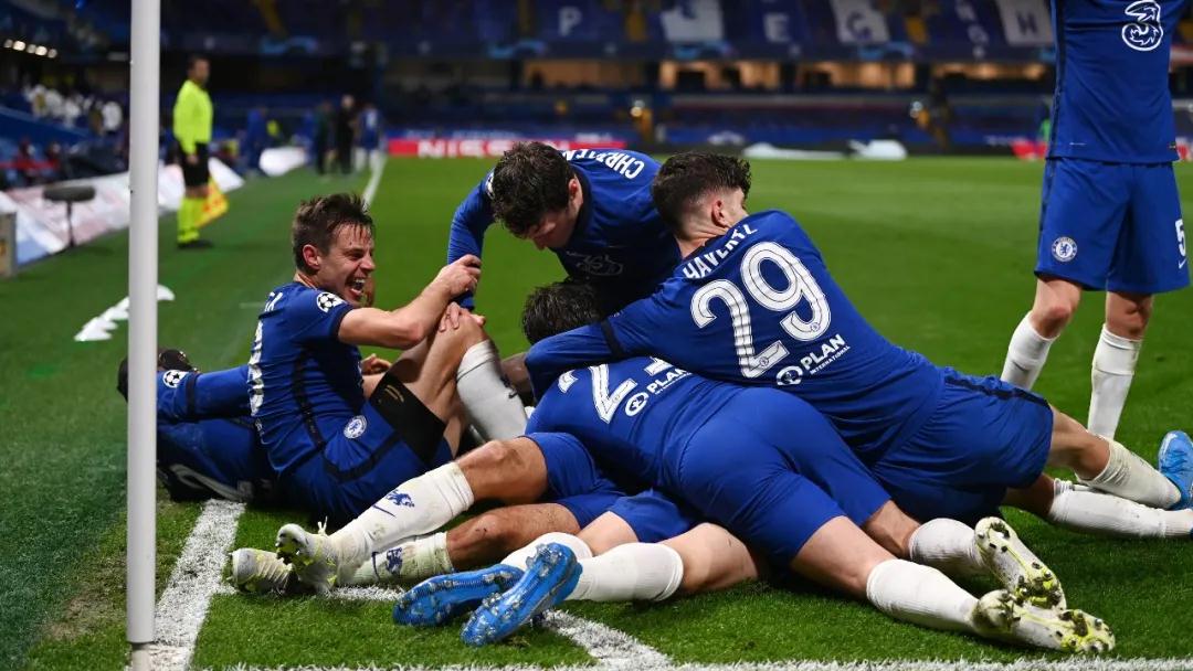جيرالدو لاعب الأهليالنجم البرازيلي الذي أضاء سماء الكرة المصرية