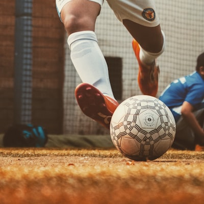 مشاهدة مباراة ليفربول وتوتنهام هوتسبيردليل شامل للمشجعين