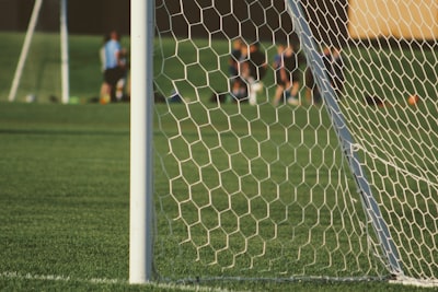 مباراةبرشلونةوباريسسانجيرماناليوممواجهةناريةبينعمالقةالكرةالأوروبية